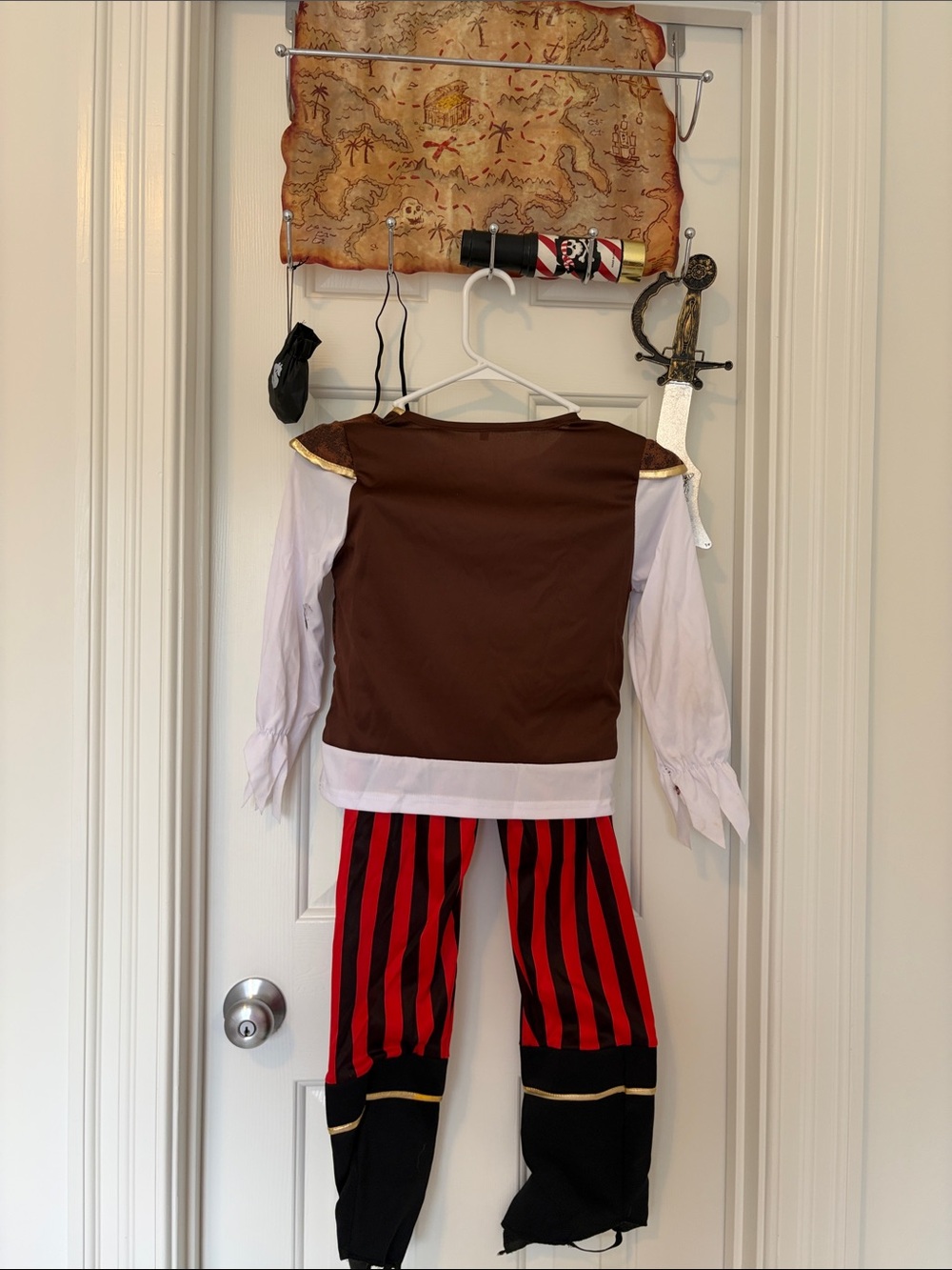 Kids’ Pirate Costume BUNDLE!! - Picture 9 of 11